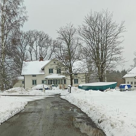 Lilla Backen Villa Hjo Buitenkant foto