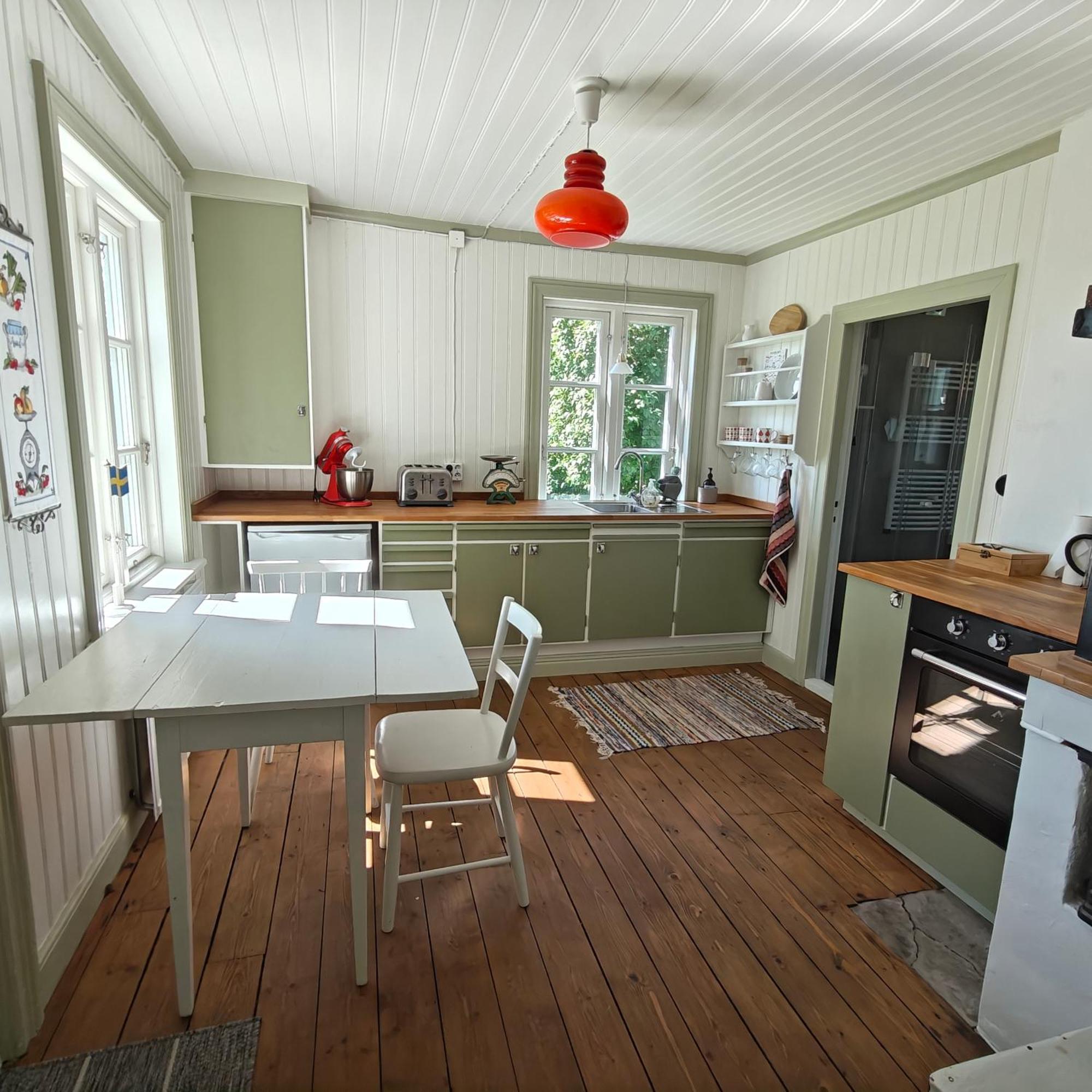 Lilla Backen Villa Hjo Buitenkant foto